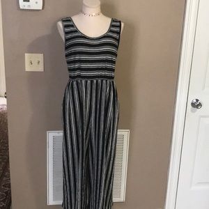 Sleeveless jumpsuit